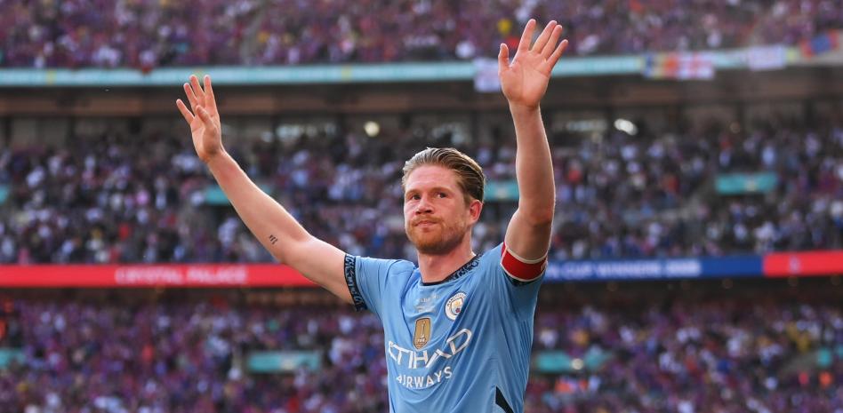 De Bruyne da las primeras pistas sobre su futuro… ¡y no cierra la puerta a seguir en la Premier!
